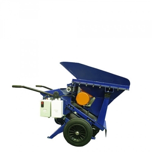 Mobile sand aerators with separtor